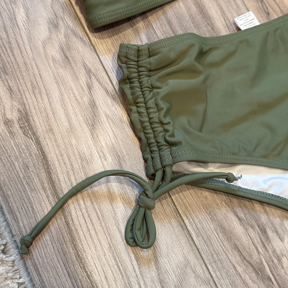 NWT Halara Olive Green Twist-Front Bikini Top with Tie-Side Bottoms - Picture 8 of 10